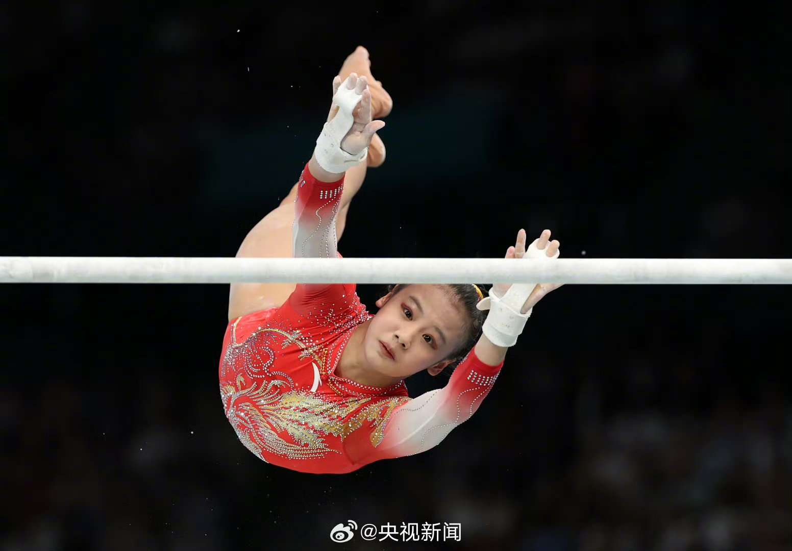 雷速官网下载-强势回归！体操选手成功突破难关-第2张图片-雷速官网