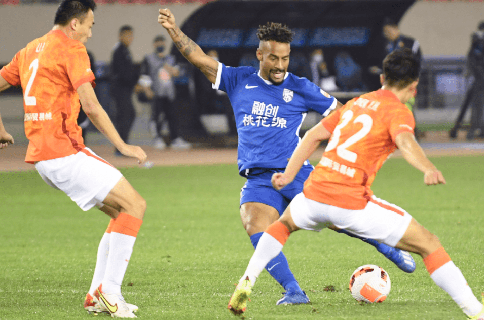 雷速官网下载-上港主教练战术高瞻远瞩，球队实力明显提升-第2张图片-雷速官网