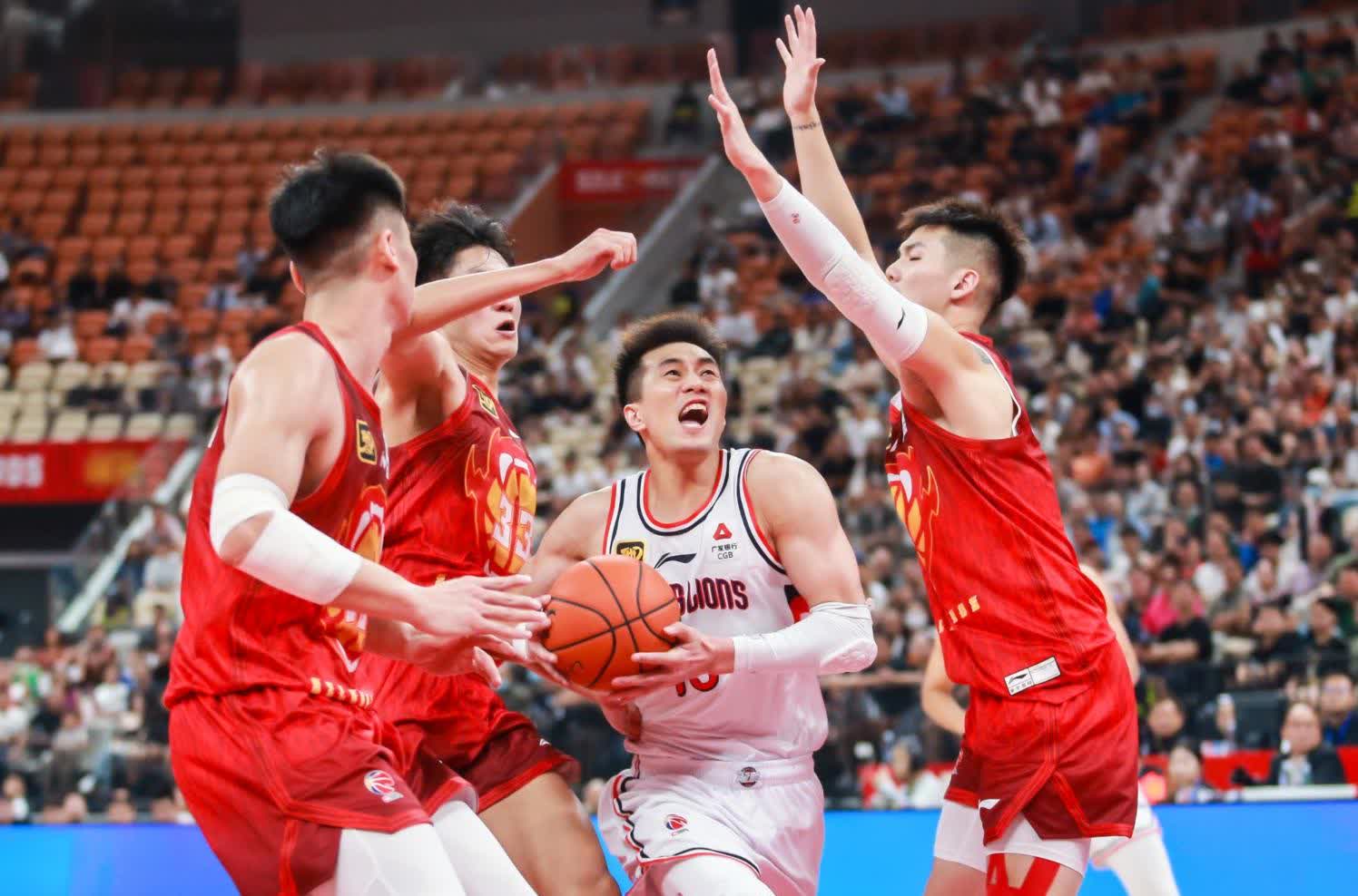 雷速官网-广州队全力以赴，最终力克对手-第1张图片-雷速官网