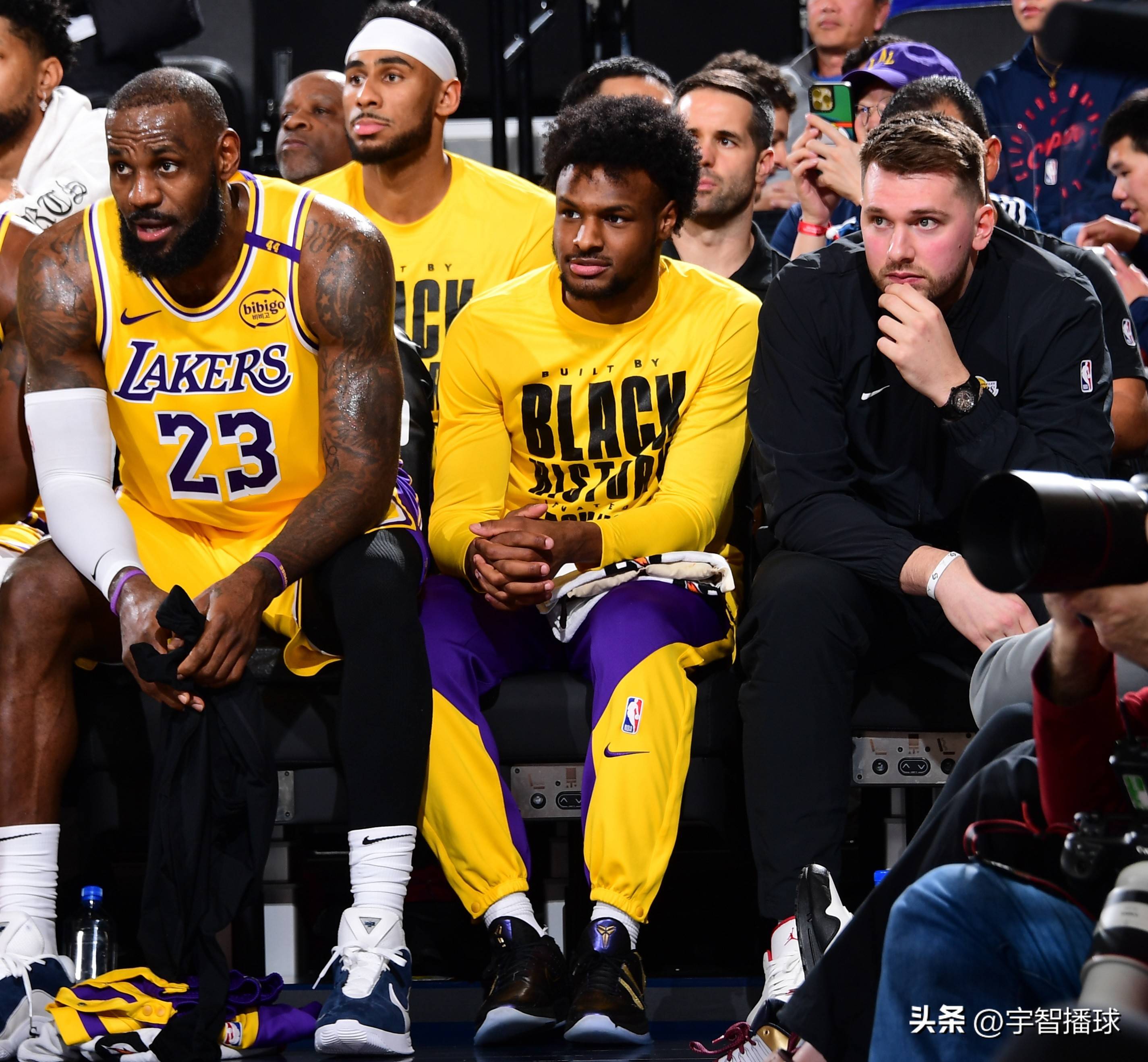 雷速官网-湖人队防守端全面加强，对手难以得分-第1张图片-雷速官网