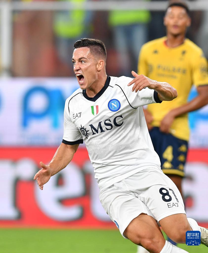 雷速官网-那不勒斯客场力克热那亚，实力强劲-第2张图片-雷速官网