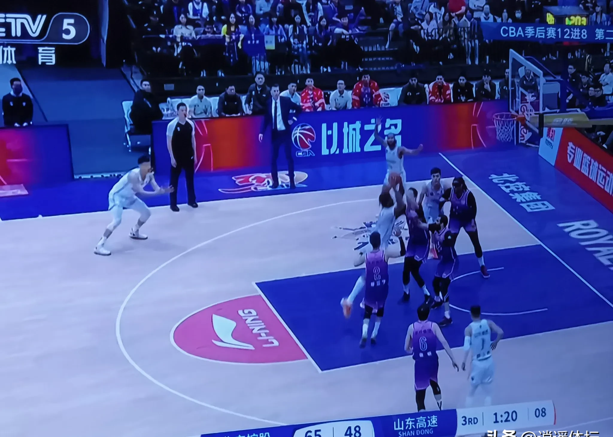 雷速官网-争夺激烈,山东客场遭遇逆转-第1张图片-雷速官网 雷速官网-争夺激烈,山东客场遭遇逆转-第1张图片-雷速官网