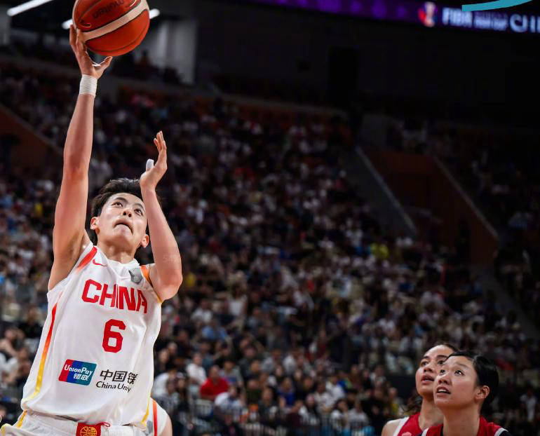 雷速官网-湖北女篮表现强劲，赢得胜利！-第1张图片-雷速官网