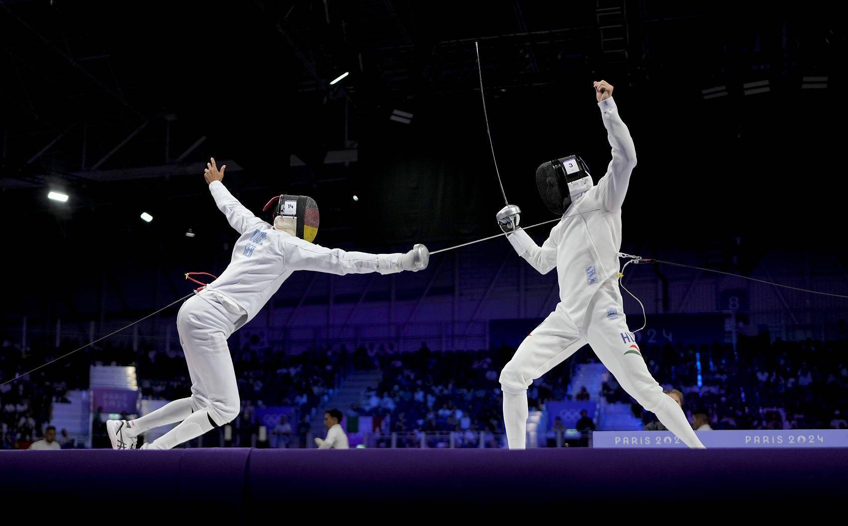 雷速-英国运动员在击剑项目上展现绝技-第2张图片-雷速官网