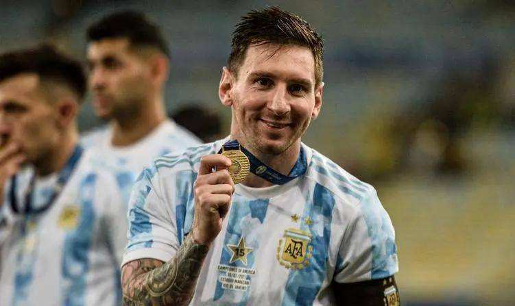 雷速官网-非洲球员获奖无缘最佳射手，遭球迷质疑-第2张图片-雷速官网