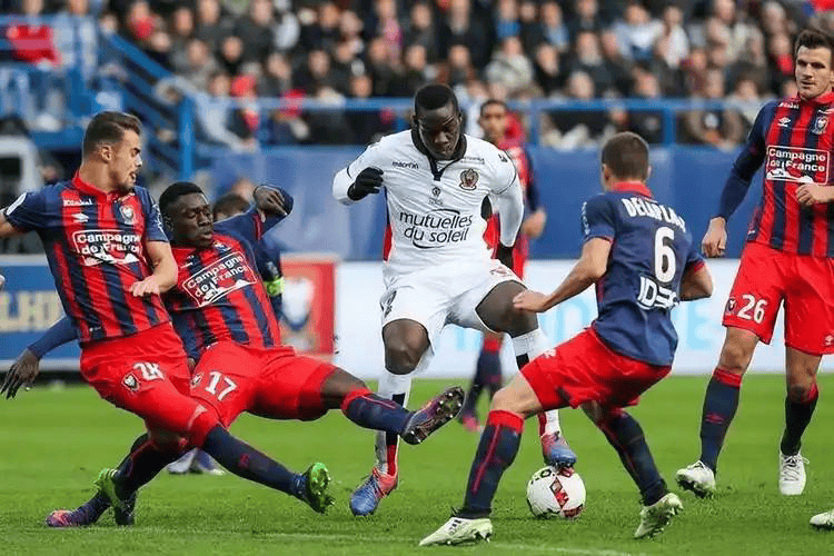 雷速-拜仁慕尼黑客场逼平神户胜利船，如鲠在喉难分胜负-第2张图片-雷速官网