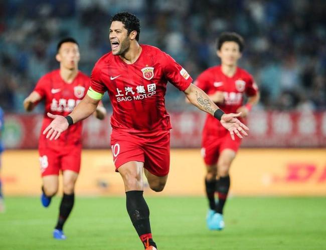 雷速直播-苏宁击败深圳，实现赛季双杀，登顶积分榜-第1张图片-雷速官网