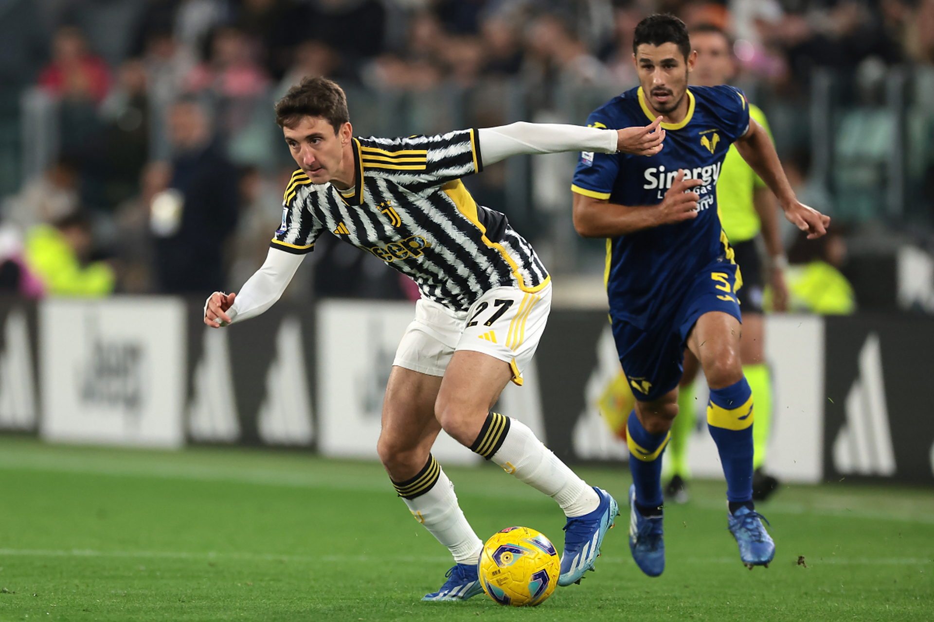 雷速-那不勒斯主场奋力逼平,主场艰难获平-第2张图片-雷速官网 雷速-那不勒斯主场奋力逼平,主场艰难获平-第2张图片-雷速官网