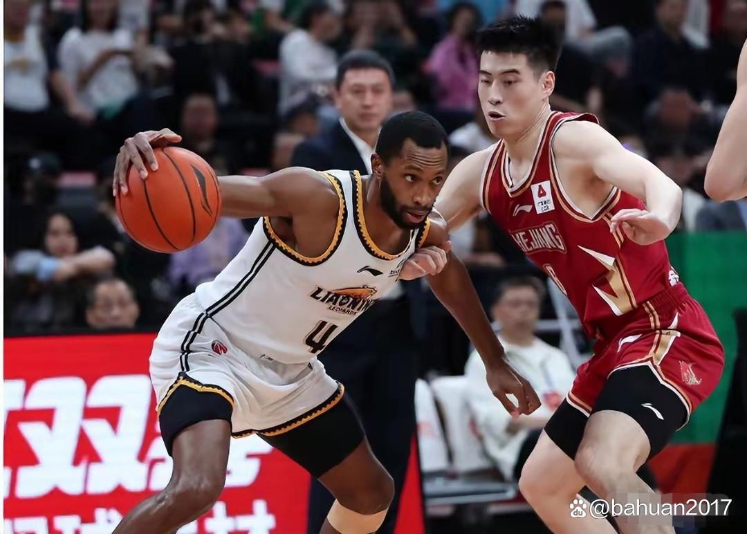 雷速官网-关键罚球命中，球队稳扎稳打-第1张图片-雷速官网