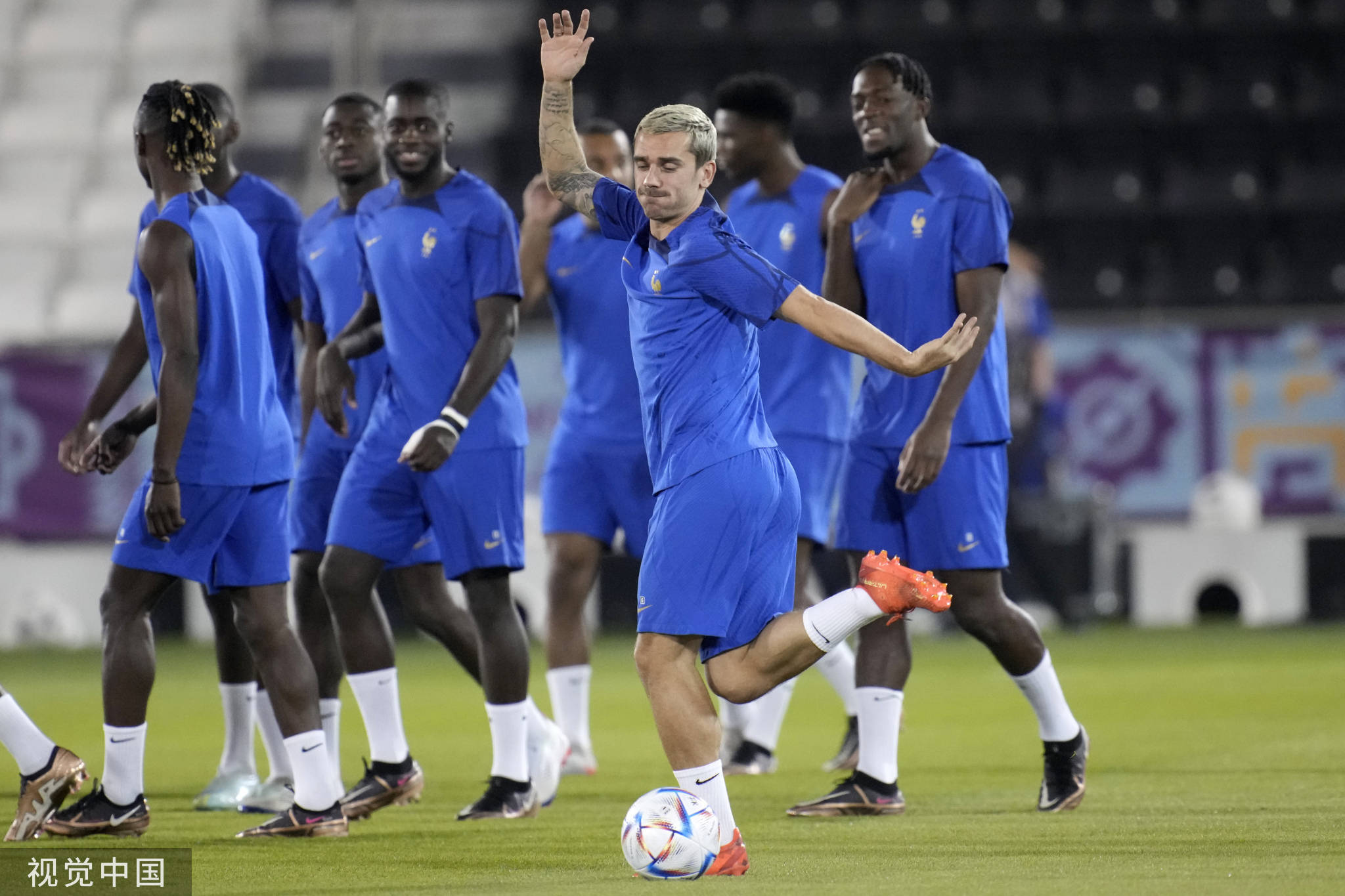 雷速直播-波兰国家队英勇晋级淘汰赛对决-第1张图片-雷速官网 雷速直播-波兰国家队英勇晋级淘汰赛对决-第1张图片-雷速官网