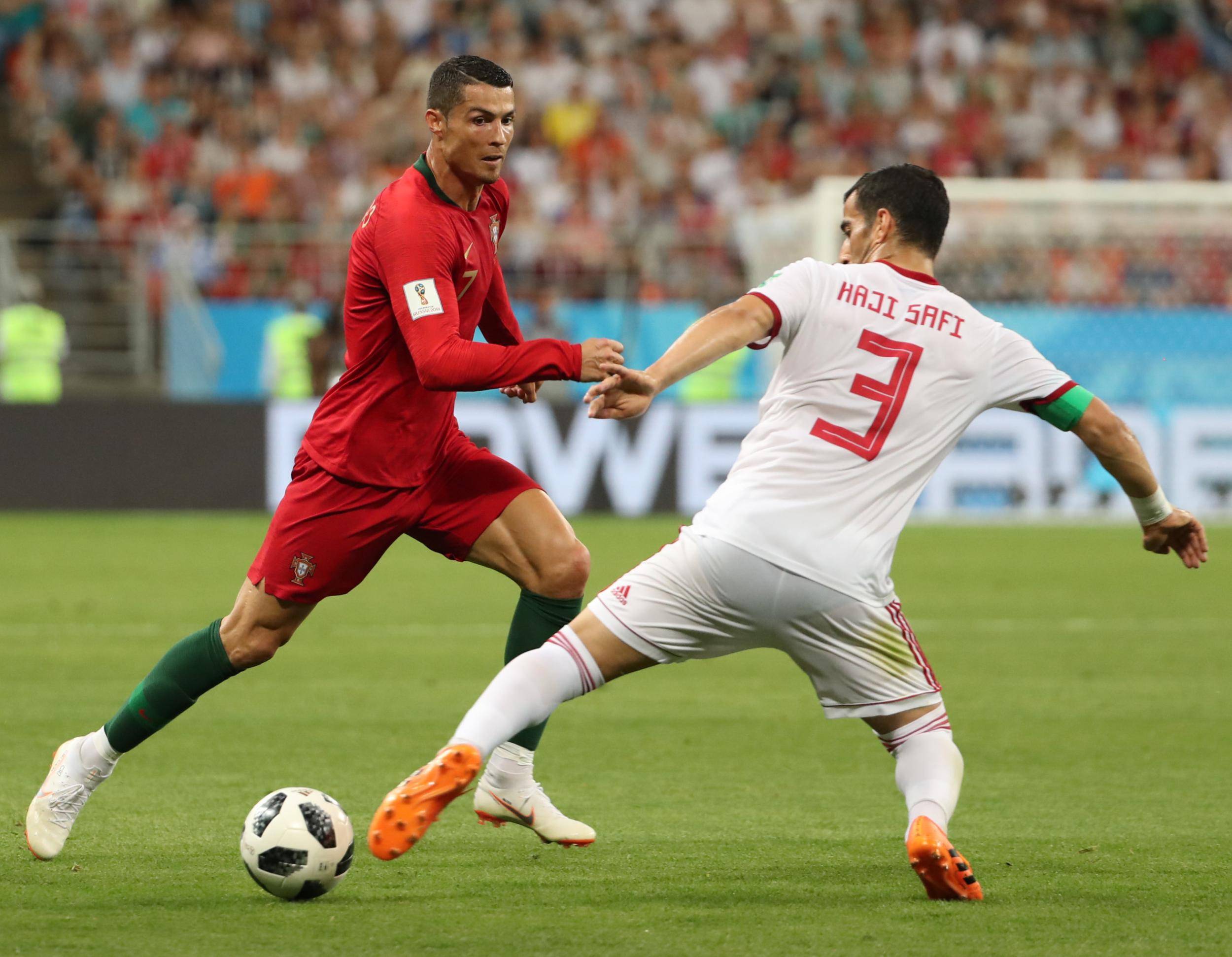 雷速-足球巨星对决！欧洲联赛场面精彩绝伦-第1张图片-雷速官网