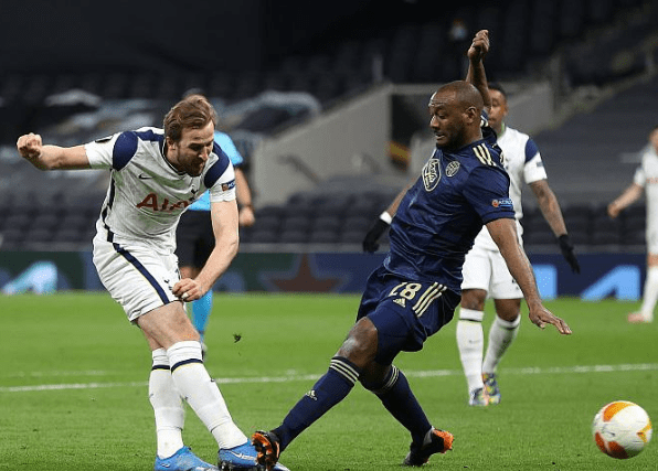 雷速官网下载-热刺神勇逆袭一战成功，换来四连胜并列第一的位置-第2张图片-雷速官网