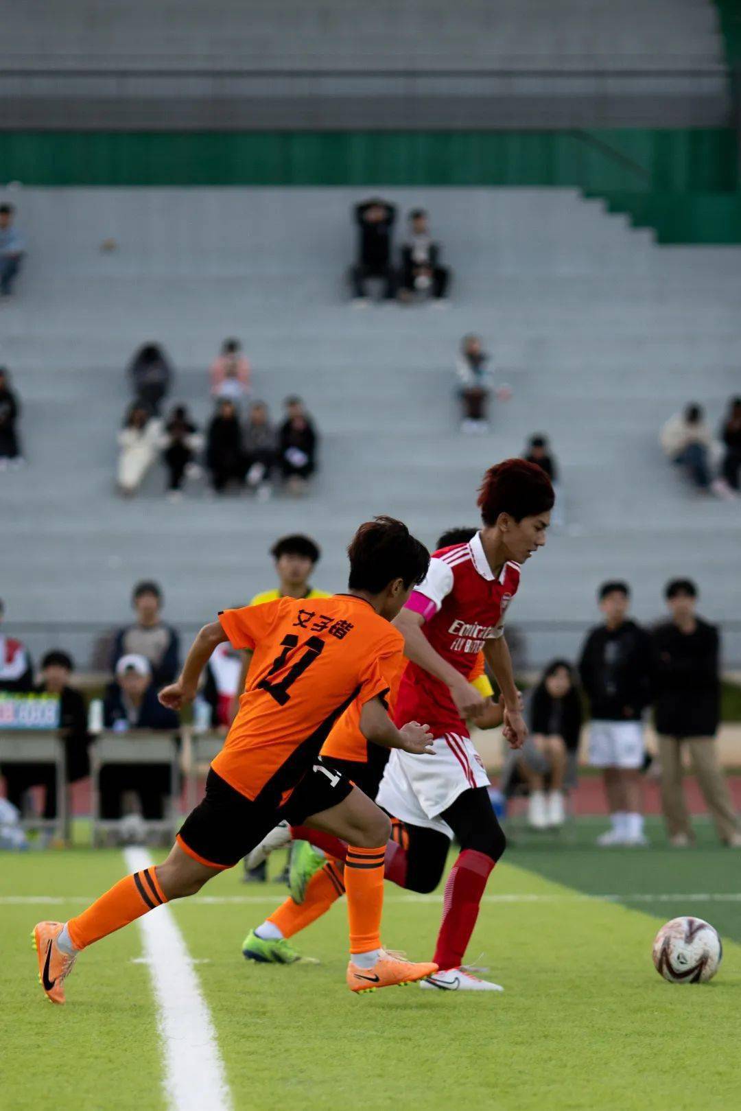 雷速-燃情对决：女足球队斗志昂扬-第1张图片-雷速官网