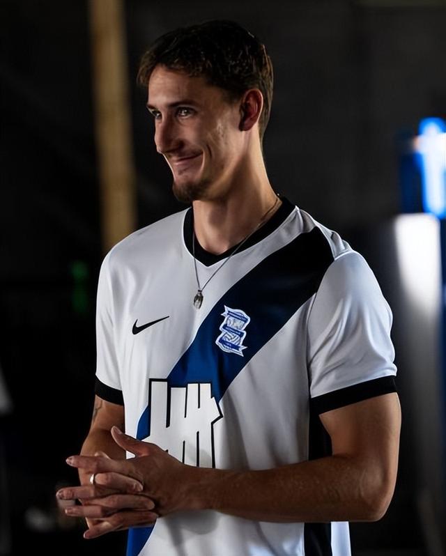 雷速官网-伯明翰城客场战胜斯特克城，取得胜利-第2张图片-雷速官网