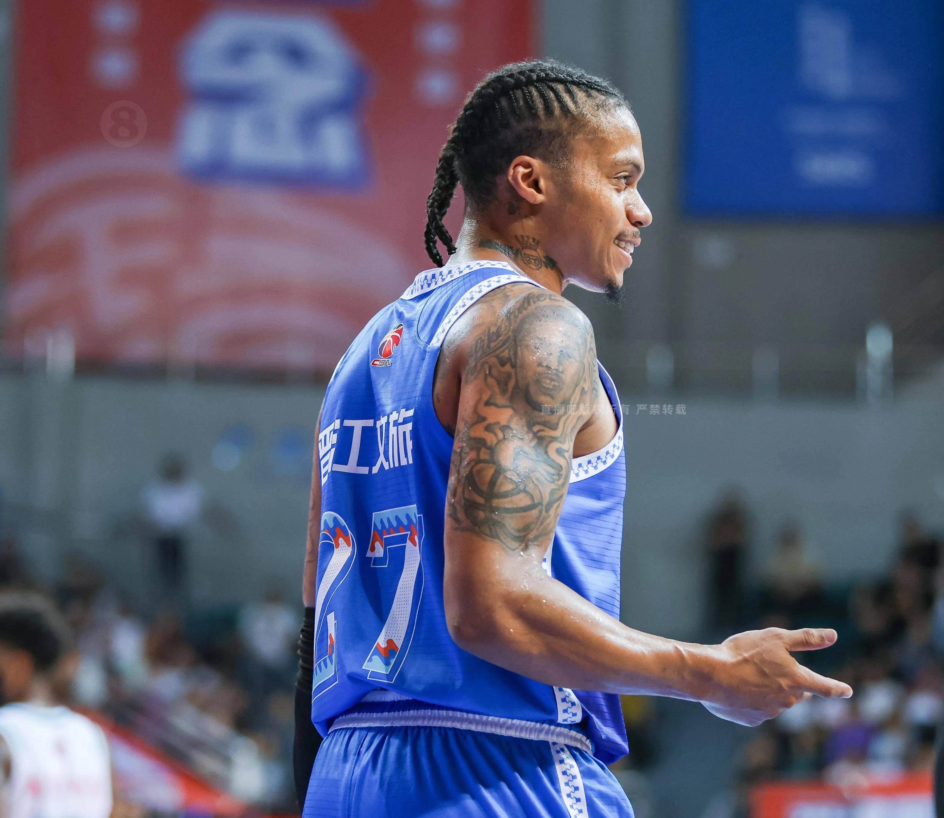 雷速-福建队主帅慷慨激昂，激发球员斗志争胜-第2张图片-雷速官网