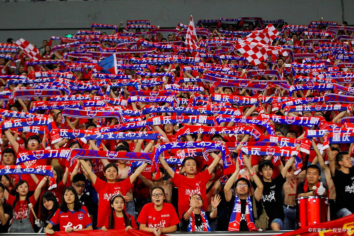 雷速官网-紧张刺激的比赛中,球队展现出了团结一致的精神-第2张图片-雷速官网 雷速官网-紧张刺激的比赛中,球队展现出了团结一致的精神-第2张图片-雷速官网