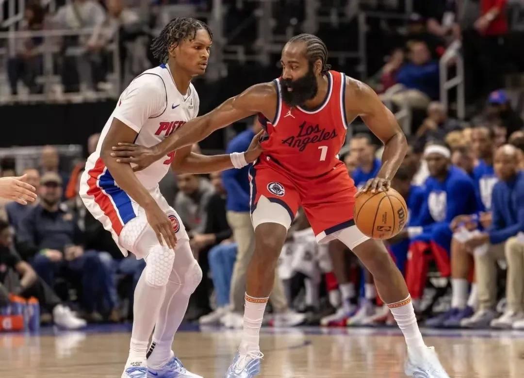 雷速官网-活塞队不敌对手，球员坚持继续努力提高实力-第2张图片-雷速官网