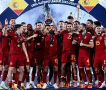 雷速-欧洲国家杯角逐燃情上演，球员拼尽全力赢得胜利-第1张图片-雷速官网