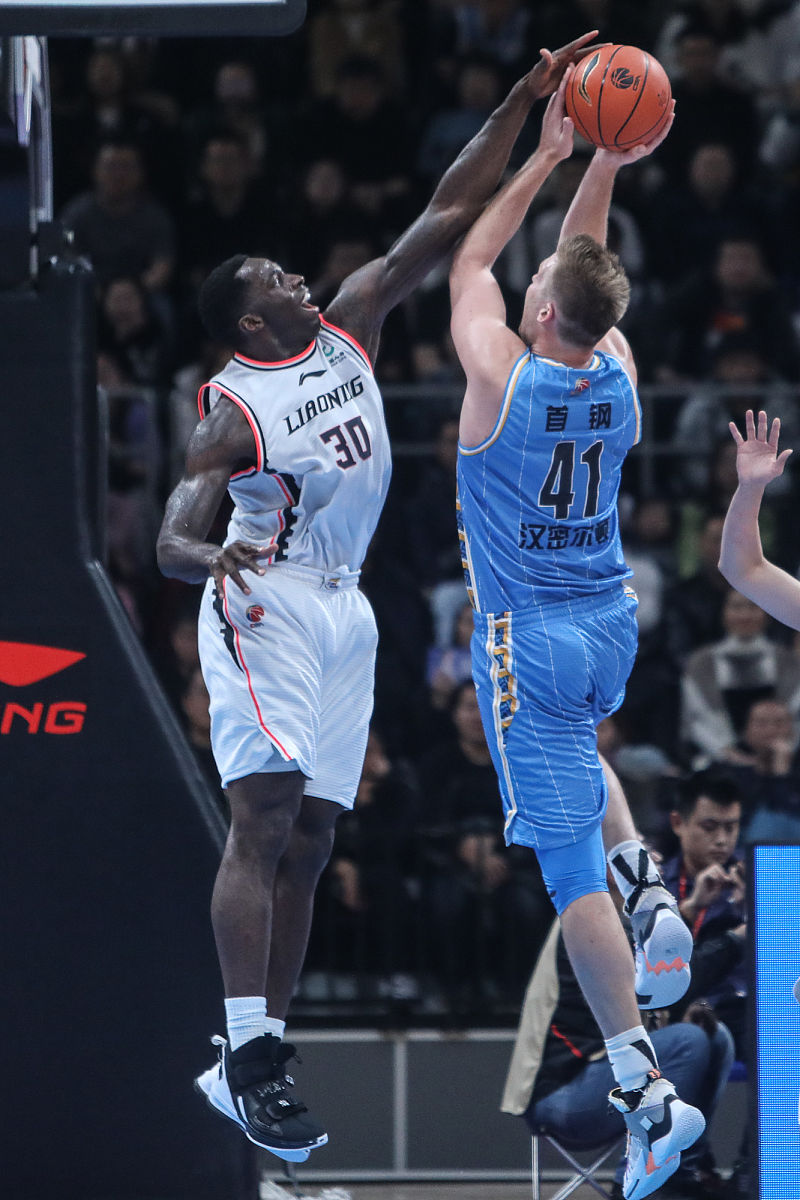 雷速官网-鹈鹕队全胜战绩，压倒所有对手-第2张图片-雷速官网