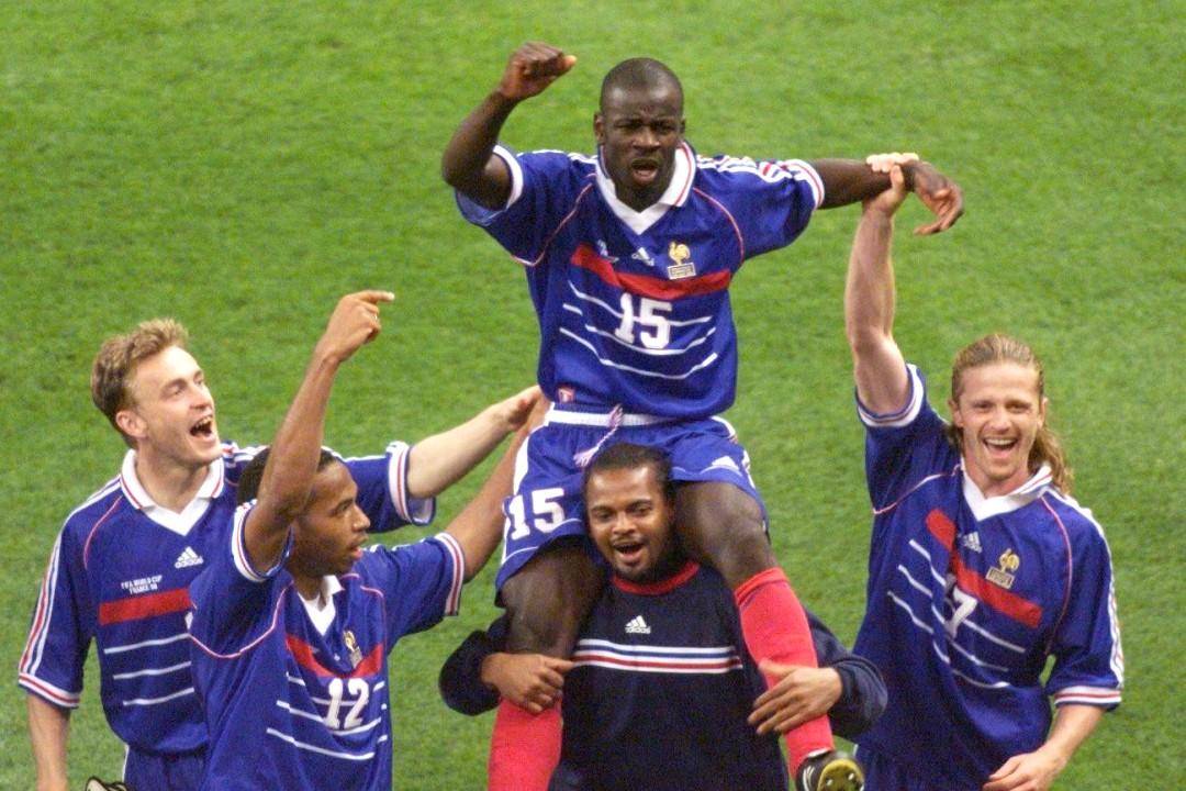 雷速-足球壮举！法国队连扳两球逆转战胜加拿大队-第1张图片-雷速官网