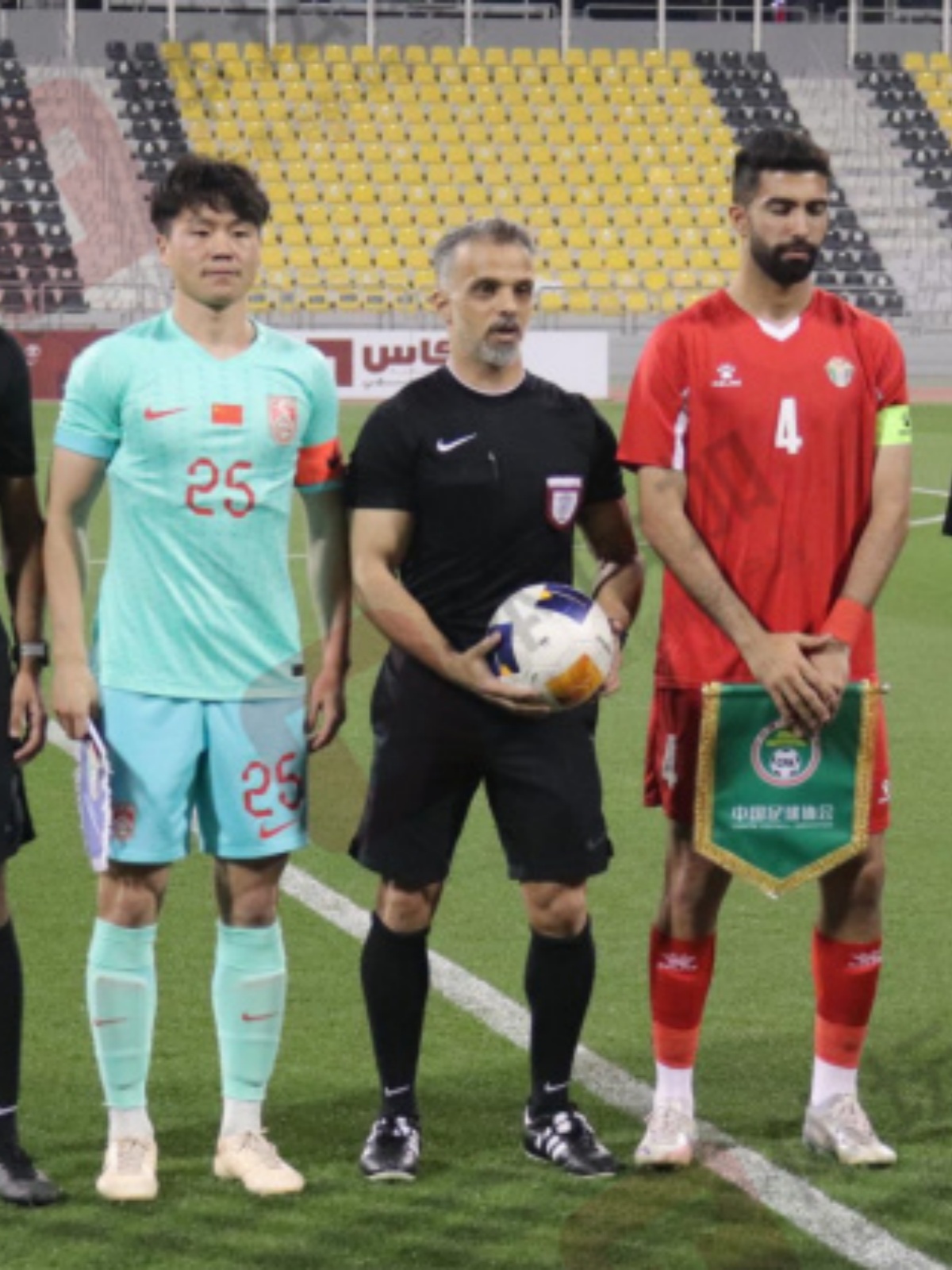 雷速-热那亚球员发挥出色，助球队跻身前列-第1张图片-雷速官网