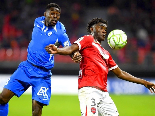 雷速-瓦朗谢纳主场击败尼姆，豪取联赛第四-第2张图片-雷速官网