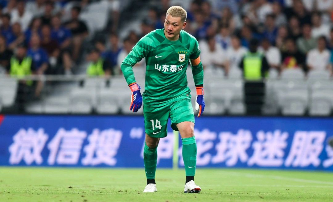 雷速官网-中超球员表现出色，荣膺最佳表现球员奖！-第2张图片-雷速官网