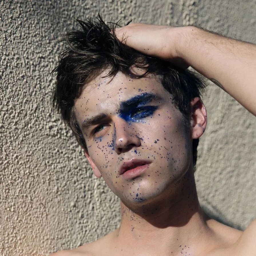 雷速官网-澎湃怒放！欧洲国家队风云人物场上厮杀-第1张图片-雷速官网