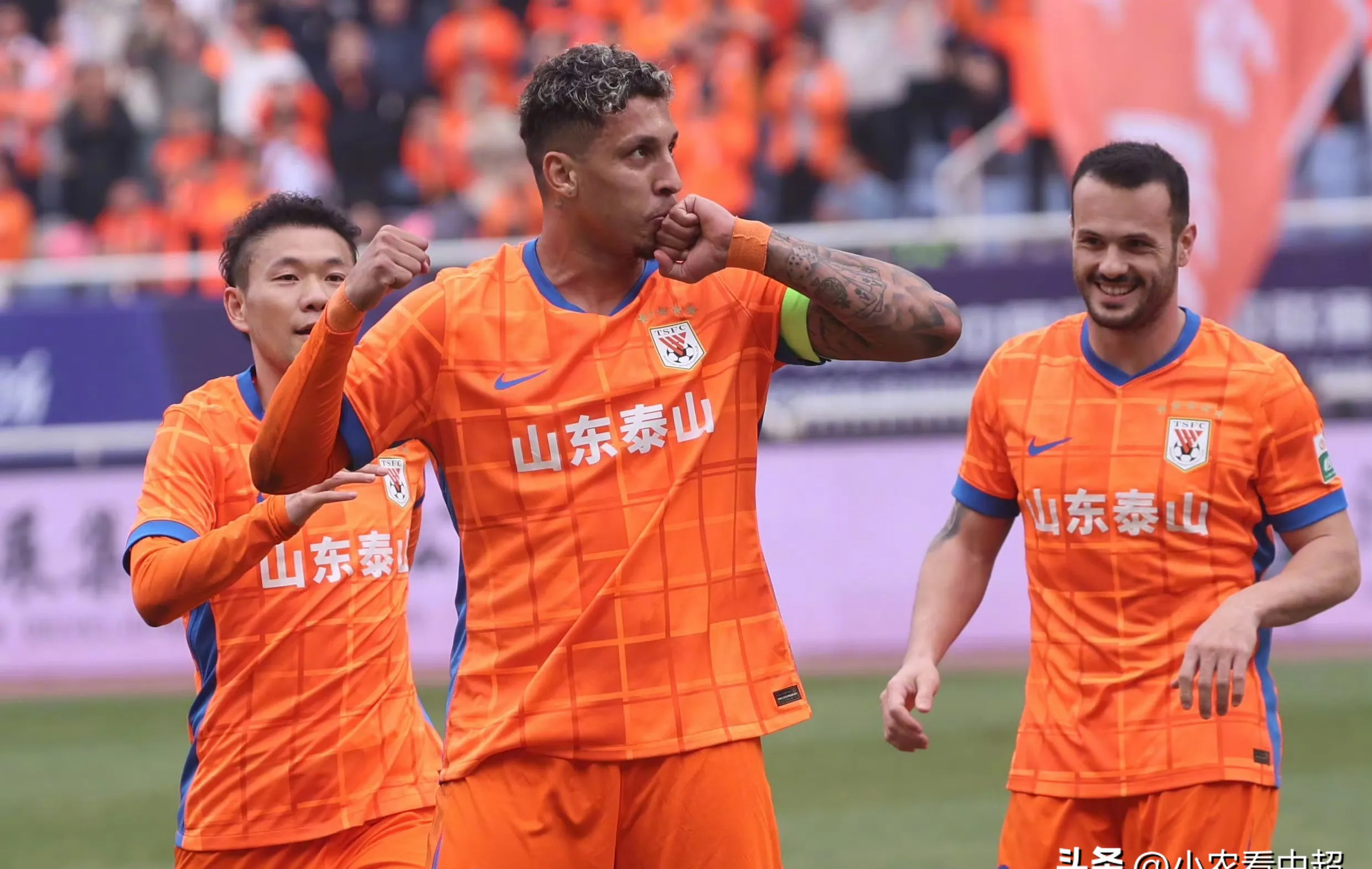 雷速直播-上海队取得重要胜利,士气高昂-第1张图片-雷速官网 雷速直播-上海队取得重要胜利,士气高昂-第1张图片-雷速官网