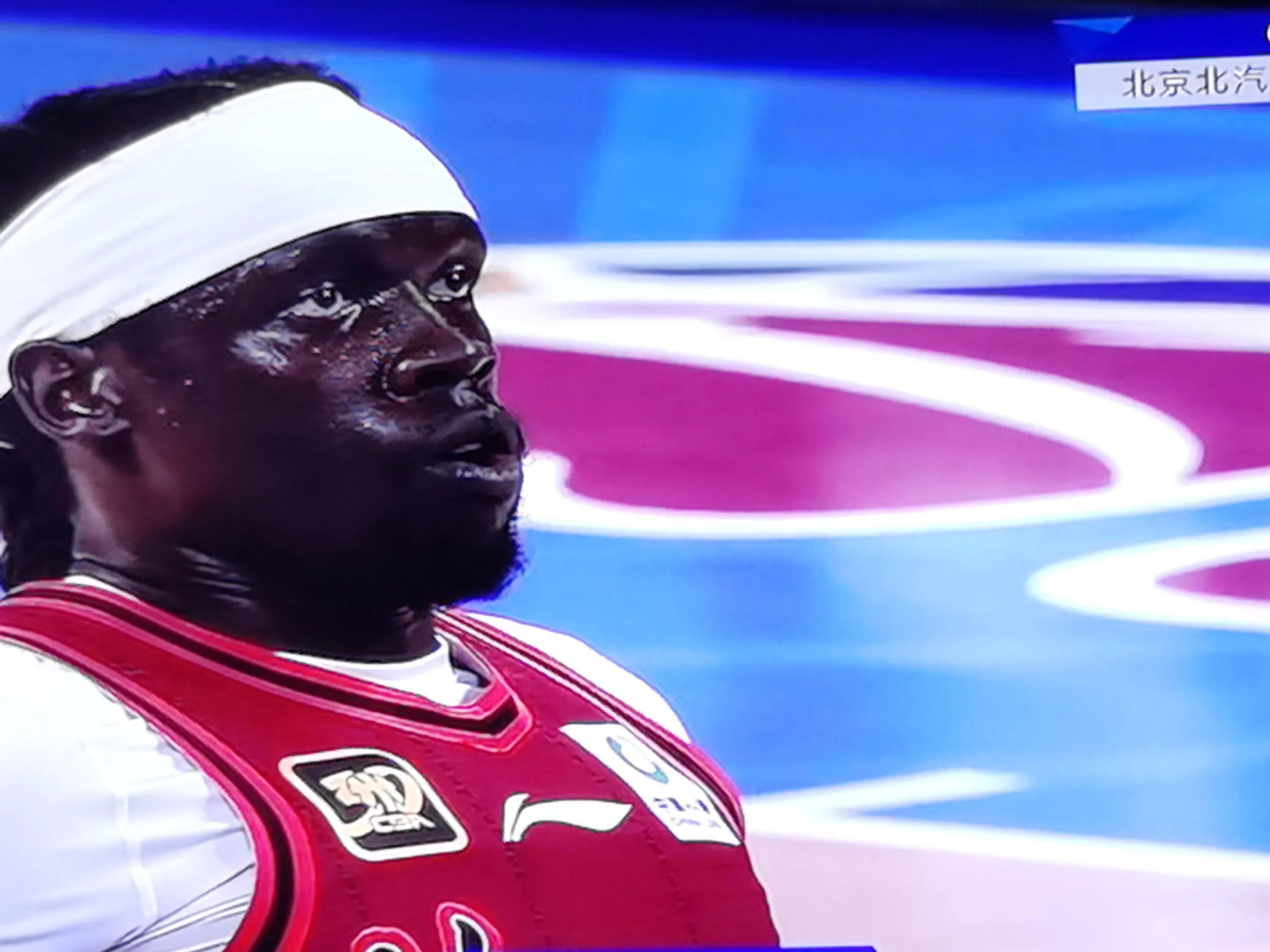 雷速官网下载-掘金队辛博德表现神勇，本赛季场均得分超过25分-第2张图片-雷速官网