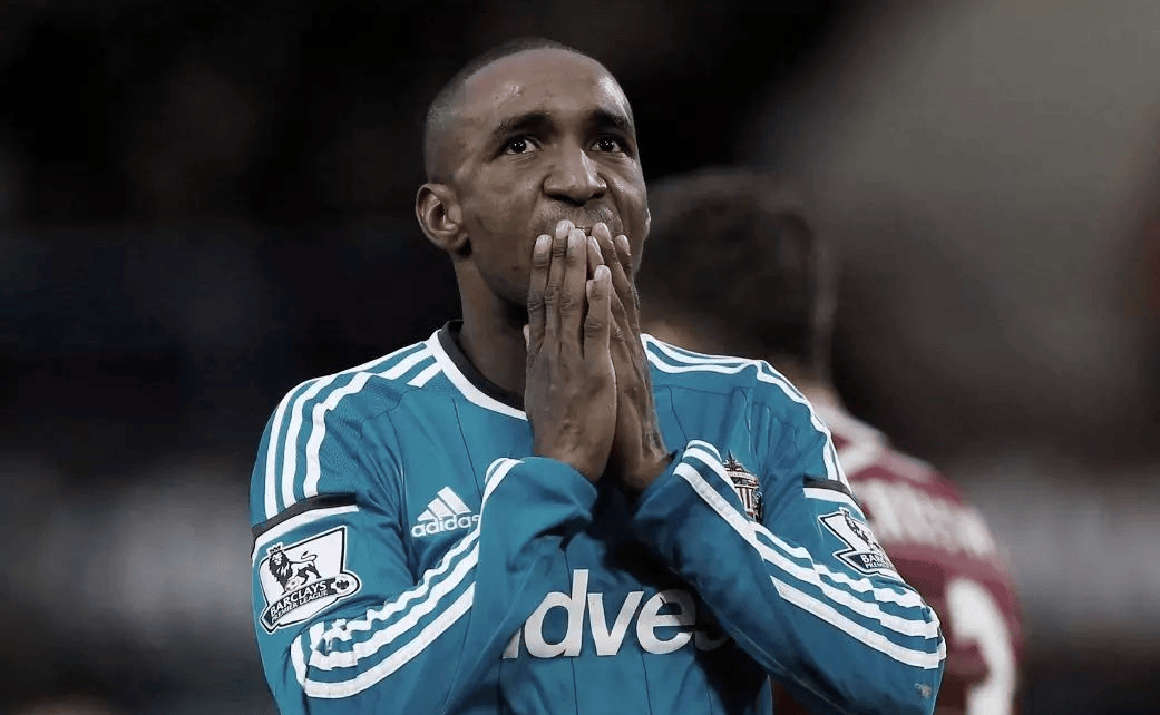 雷速官网-曼联全主力出战桑德兰，争取取得三分-第1张图片-雷速官网